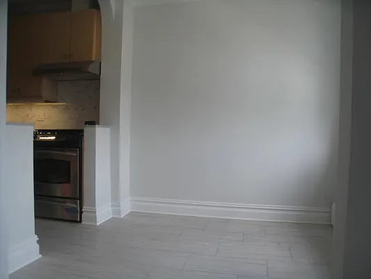 Rented by Alexiou Realty | media 23
