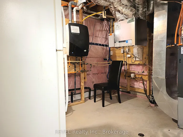 171 Bur Oak Dr — Photo 33