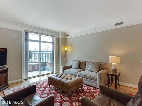 4th image of 1450 Emerson Ave APT 212