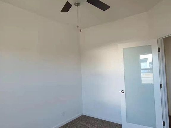 3rd image of 6329 Silvercreek Dr