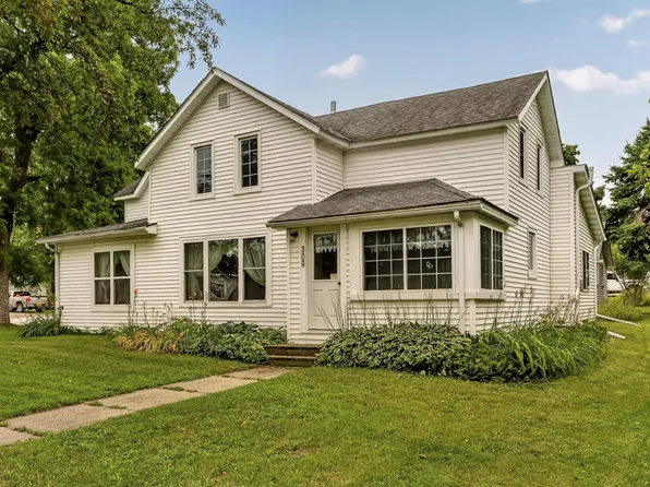 309 E Main St, Dodge Center, MN 55927