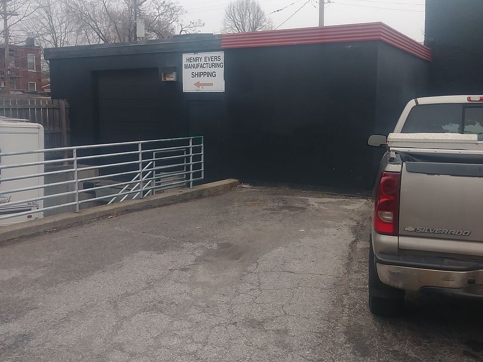 1st image of 2222 McNair Ave