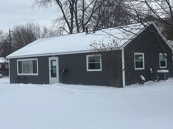 3rd image of 408 Dickens Dr