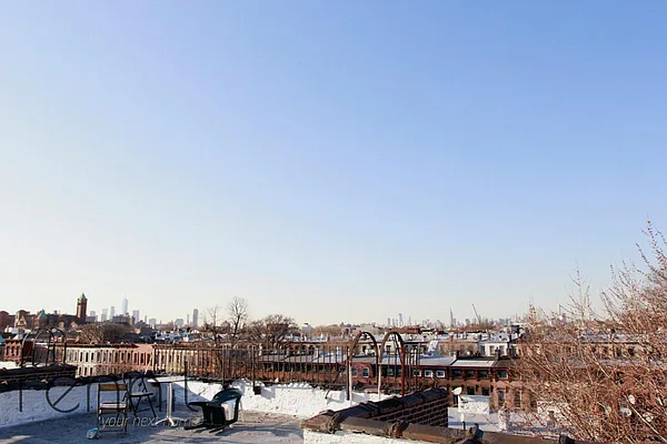 Rented by Rennit Inc. | media 37