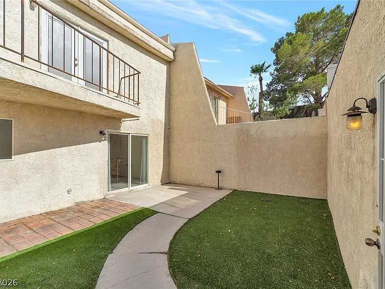 3472 Townhouse Dr — Photo 21