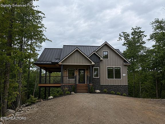 2nd image of 438 Hawken Dr
