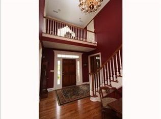 540 Salem Heights Dr, Gibsonia, PA 15044