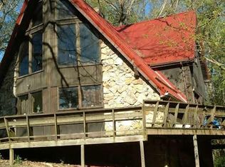 62 Cherry Ln, Oak Hill, WV 25901