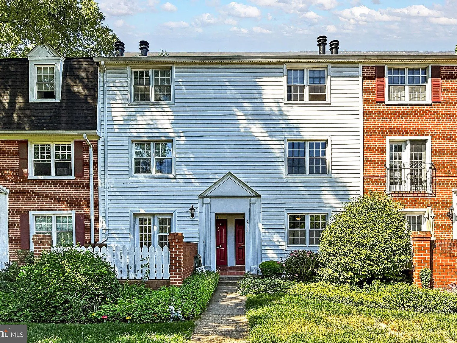 The Arlington — Photo 1