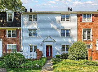 2711 S Walter Reed Dr Unit A, Arlington, VA 22206