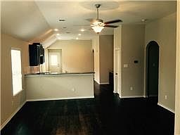 2nd image of 10918 Camarillo