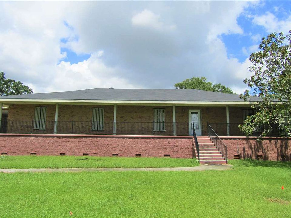 1st image of 510 Woodside Dr