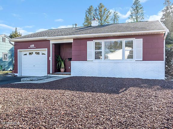 2nd image of 137 Westbrook Drive