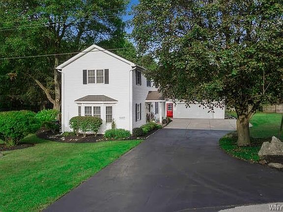 2nd image of 4689 Wayside Ln