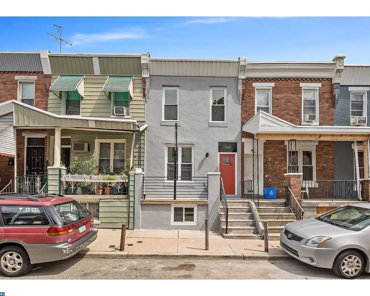 1519 N Hollywood St photo 1