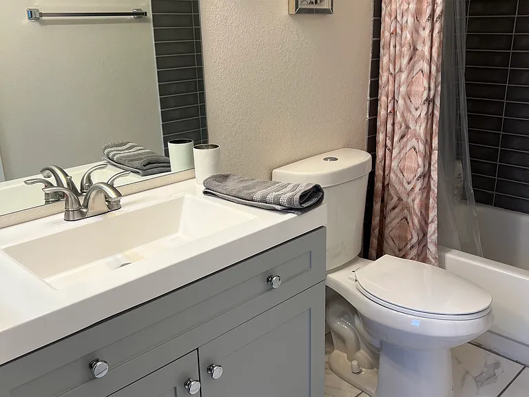 508 High Point Dr — Photo 9