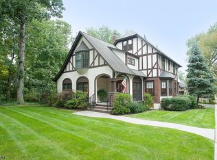 141 Tulip St, Summit, NJ 07901