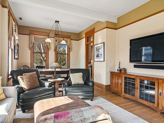 5th image of 50 N Benton St