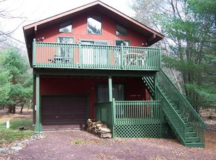 70 Drive, Lake Harmony, PA 18624
