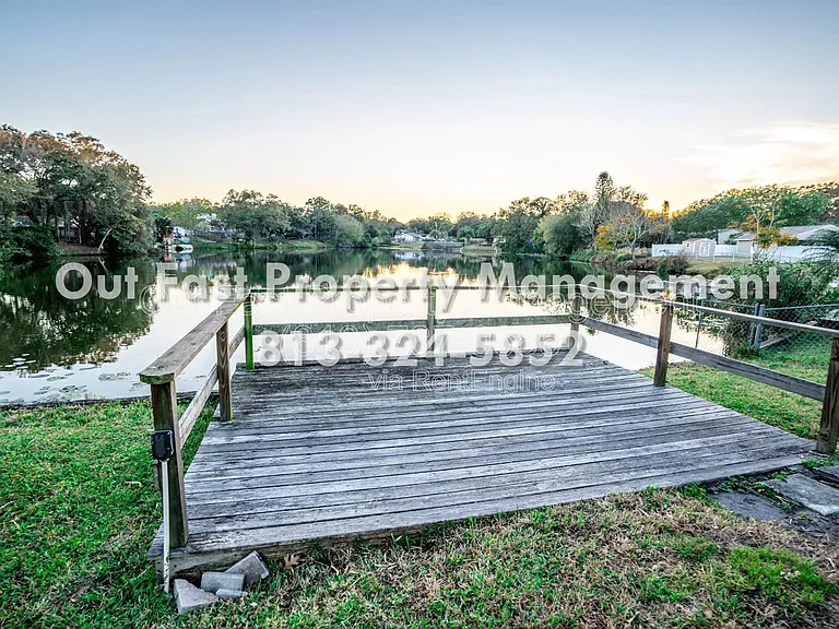 2764 Kavalier Dr — Photo 41