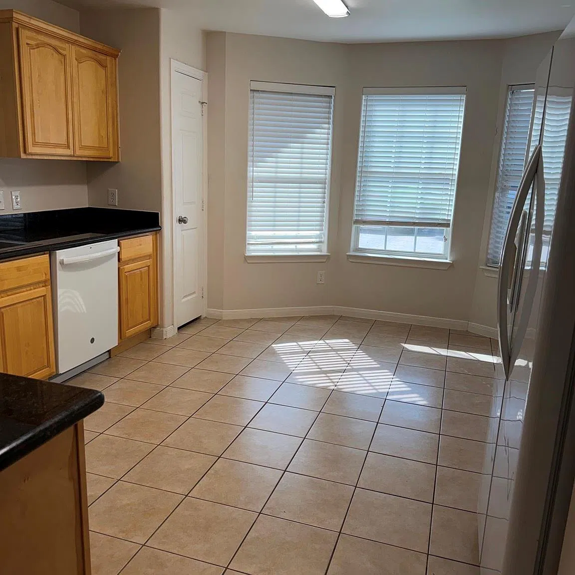 4 bed, 2.0 bath, 1747 sqft, $1,850 — Photo 4