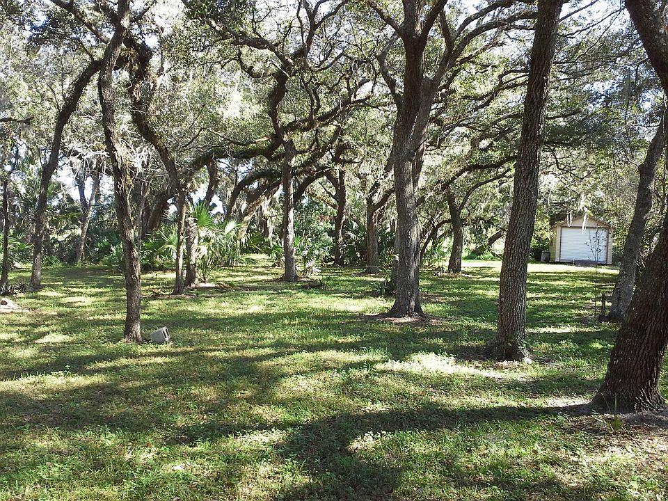 2nd image of 3002 Lost Tree Blvd