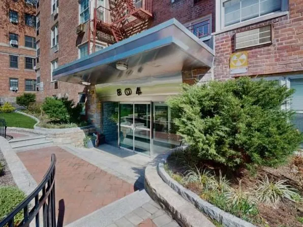 804 Bronx River Rd Road #4G, Bronxville, NY 10708