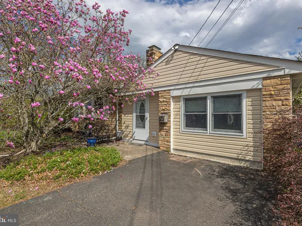 262 E Branch Rd, Sellersville, PA 18960