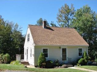11 Warwick Rd, Gardner, MA 01440