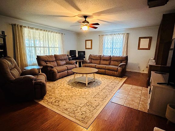 4th image of 158 Irene Dr