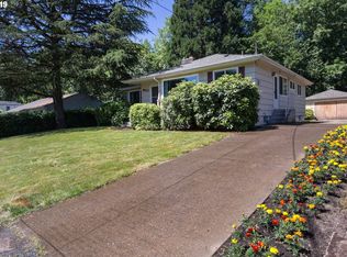 8927 SW 36th Ave, Portland, OR 97219