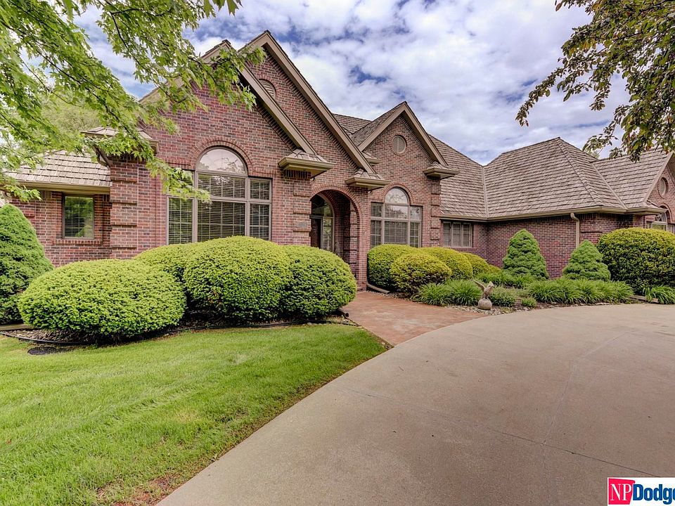 13256 Seward St, Omaha, NE 68154 Zillow