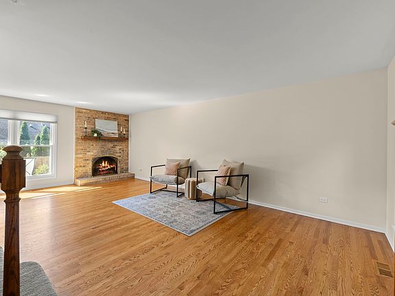 5th image of 1969 Wexford Cir #1969
