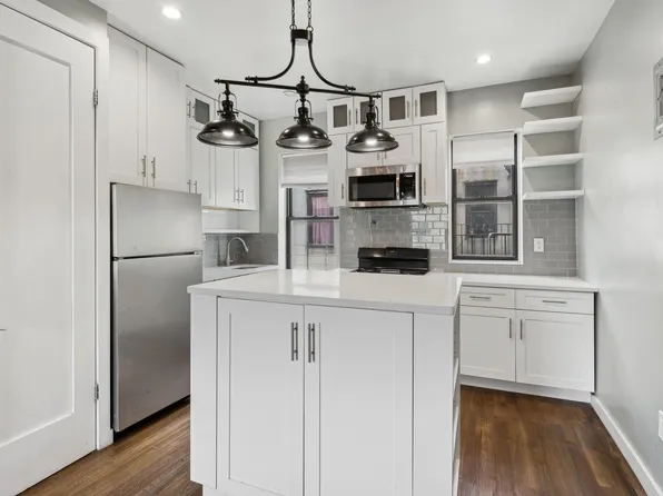 21-16 35th Street image 5 of 15