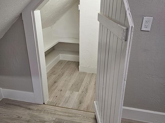 5th image of 56 Clark St #3