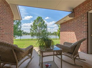 5204 Montrose Cir, Norman, OK 73072