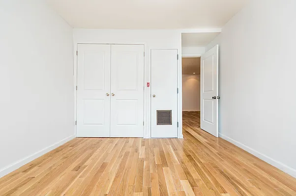 Rented by Nooklyn NYC LLC | media 17