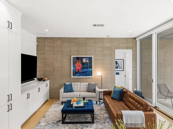 613 W Mary St #B, Austin, TX 78704