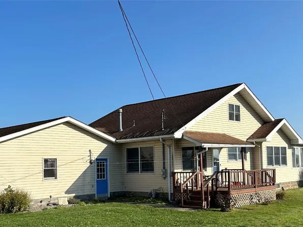 11434 Phil Miller Ln, Conneaut Lake, PA 16316