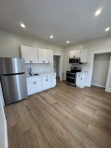 24 Dyer St #3 Photo 1