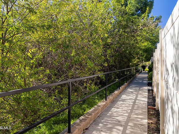 4th image of 28854 Conejo View Dr