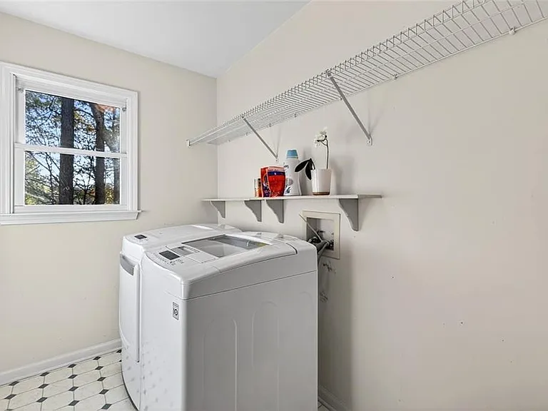 3378 Willbrooke Ct — Photo 15
