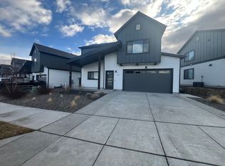 85 Stallion Dr, Bozeman, MT 59718