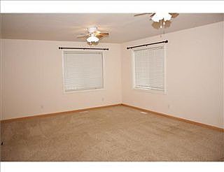 4th image of 3615 Silver Buckle Dr