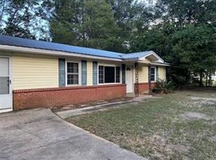 304 Woodland Dr, Hartford, AL 36344