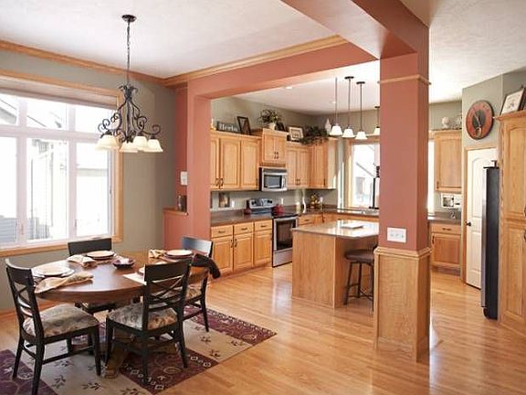 4th image of 11800 Singletree Ln Ste 401