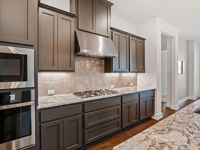 921 Trevi Fontana Dr — Photo 13