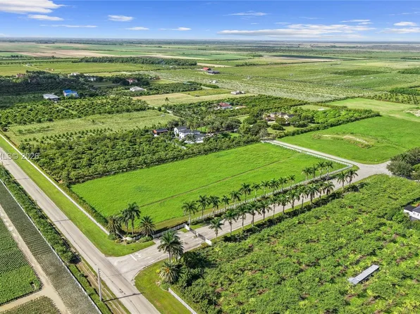 35251 SW 218th Ave, Homestead, FL 33034