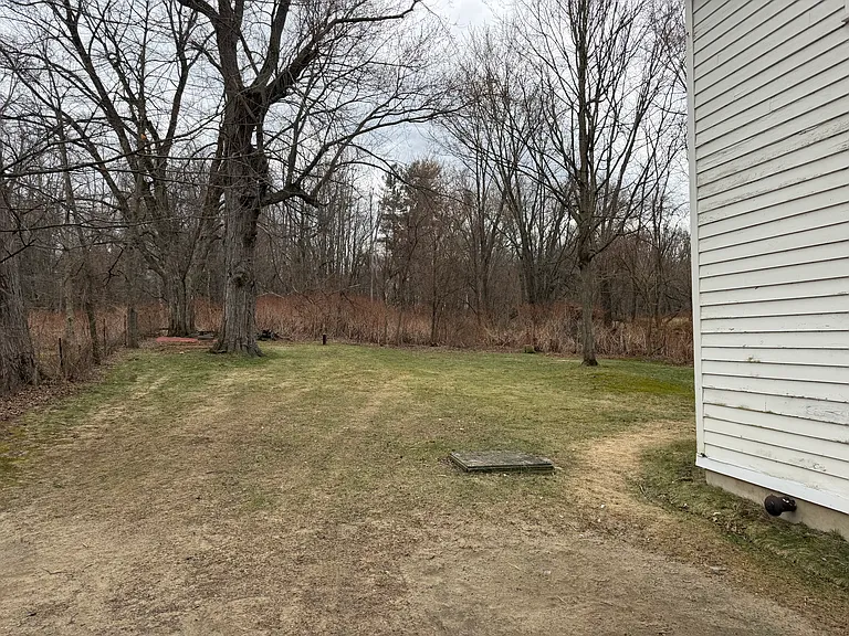 100 Summerset Rd — Photo 8