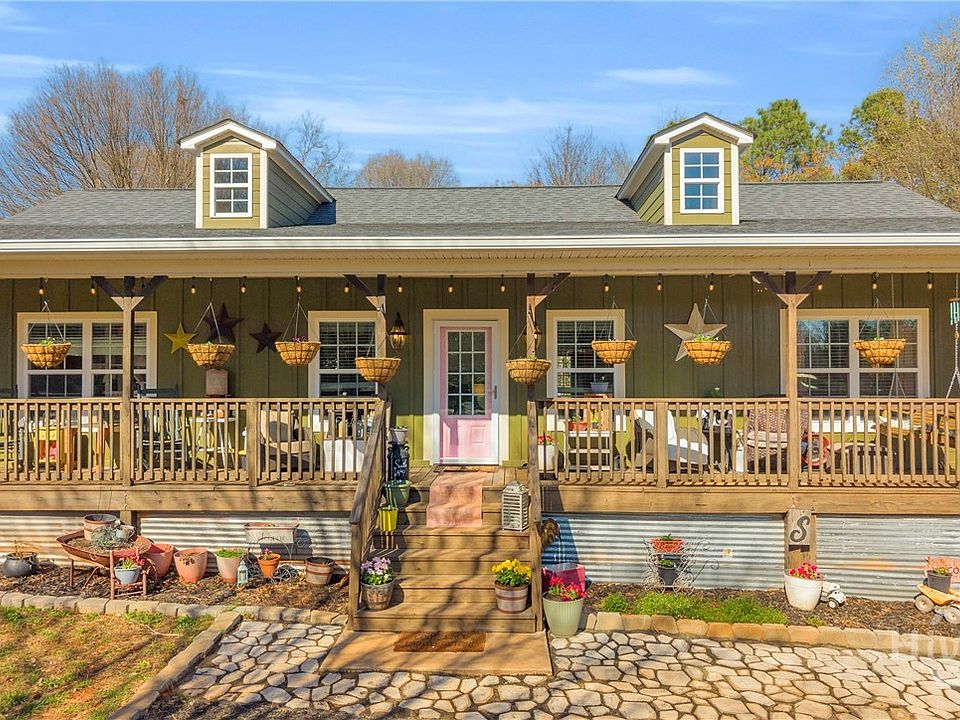 1st image of 92 Timber Lane